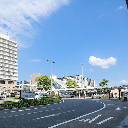 Vessel Inn Shigamoriyama Station Exteriör bild